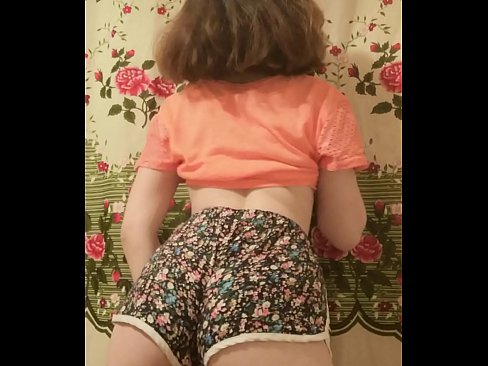 ❤️ Seksikäs nuori beibi riisuu shortsinsa kameran edessä ❤ Porno at porn fi.extraclasswork.ru ☑